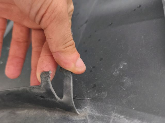 bontott FORD TRANSIT COURIER Első Lökhárító (Részeivel)