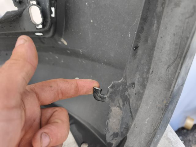 bontott FORD TRANSIT COURIER Első Lökhárító (Részeivel)