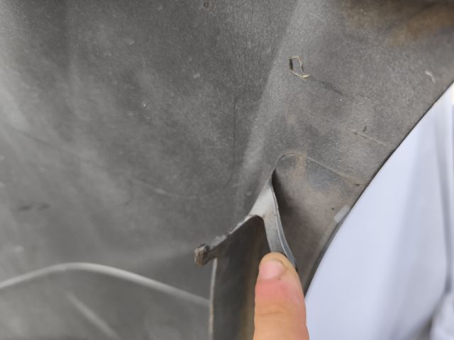 bontott FORD TRANSIT COURIER Első Lökhárító (Részeivel)