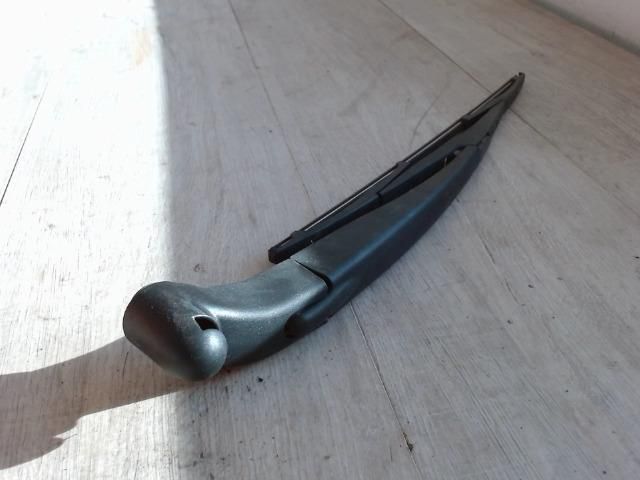 bontott FORD TRANSIT COURIER Hátsó Ablaktörlő Kar