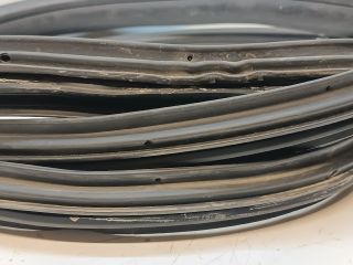 bontott FORD TRANSIT COURIER Jobb első Gumikéder