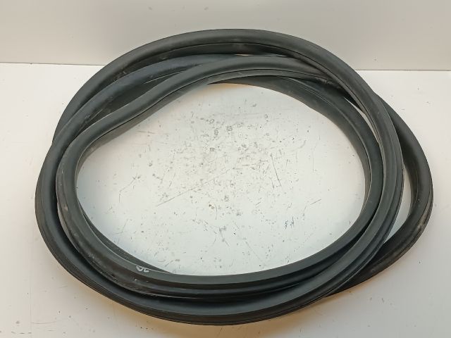 bontott FORD TRANSIT COURIER Jobb első Gumikéder