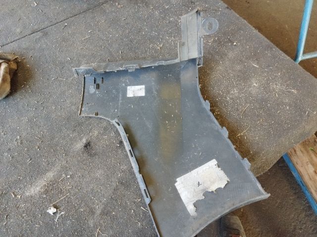 bontott FORD TRANSIT COURIER Jobb hátsó Lökhárító Sarok (Műanyag)