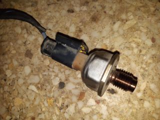 bontott FORD TRANSIT COURIER Nyomásszabályzó Szelep