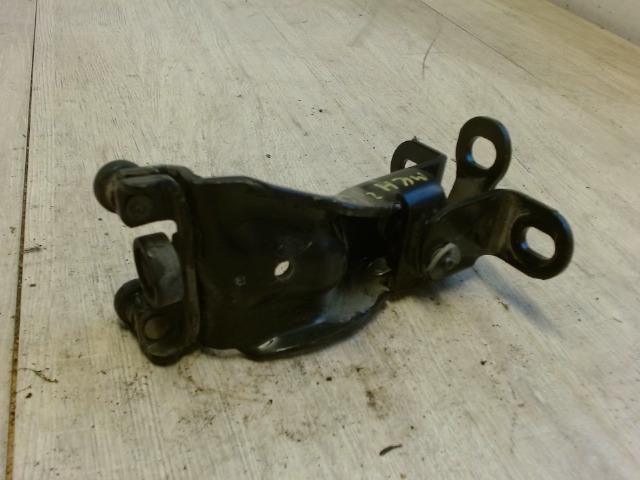 bontott FORD TRANSIT COURIER Tolóajtó Sín Görgő