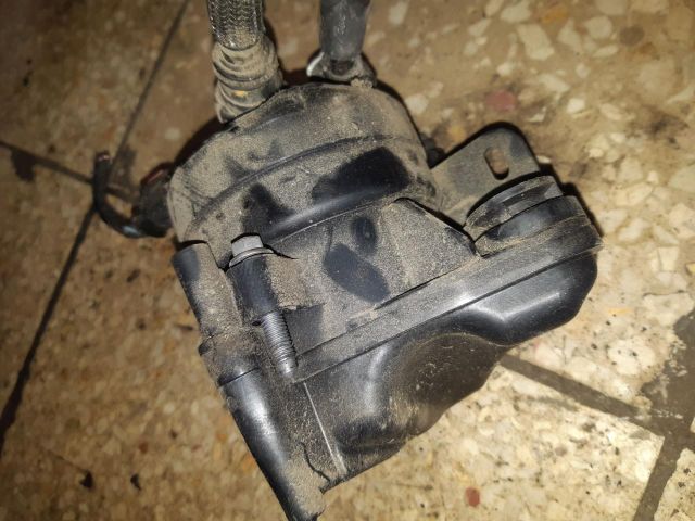 bontott FORD TRANSIT COURIER Üzemanyagszűrő Ház