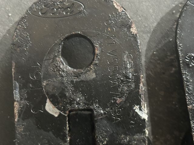 bontott FORD TRANSIT Csomagrögzítő