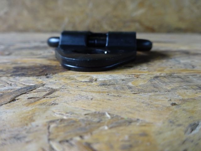 bontott FORD TRANSIT Csomagrögzítő