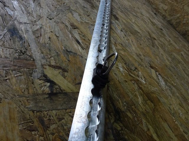 bontott FORD TRANSIT Csomagrögzítő