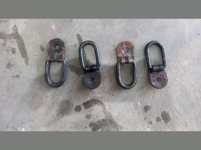 bontott FORD TRANSIT Csomagrögzítő