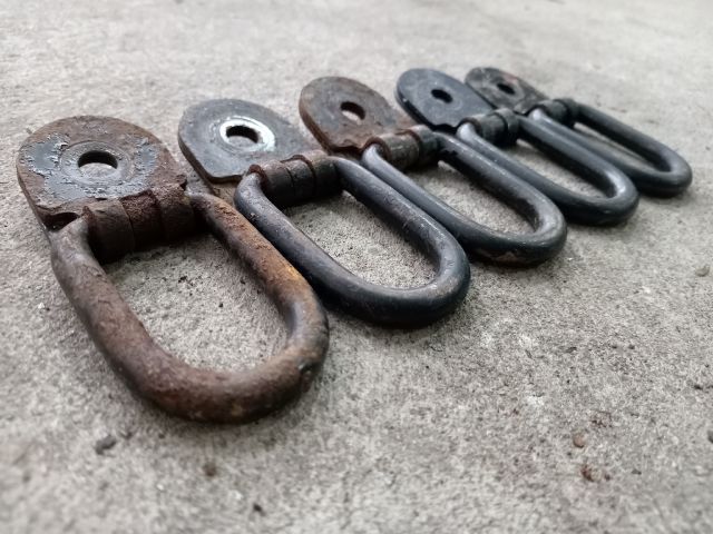 bontott FORD TRANSIT Csomagrögzítő