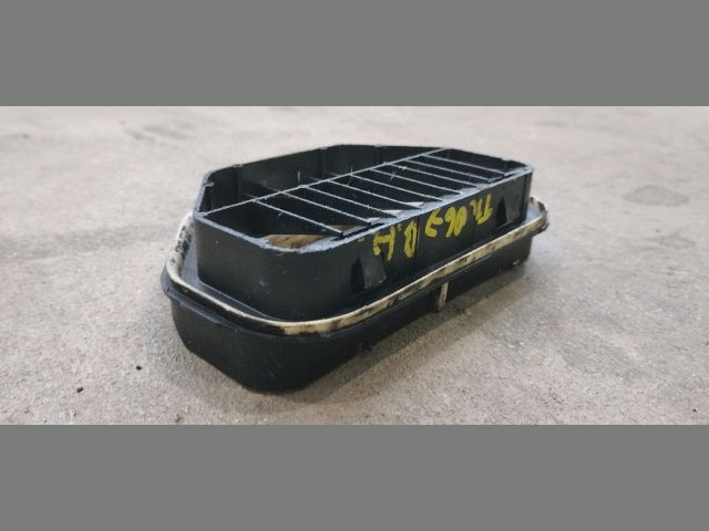 bontott FORD TRANSIT Csomagtér Szellőző Hátsó