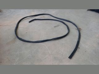 bontott FORD TRANSIT Csomagtérajtó Gumikéder