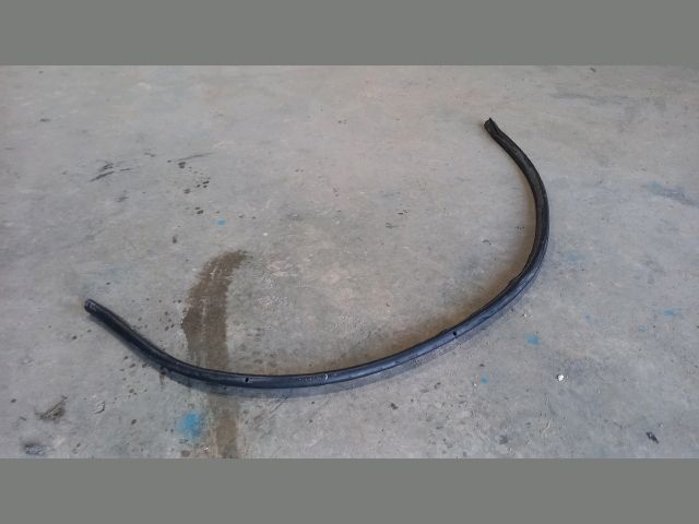 bontott FORD TRANSIT Csomagtérajtó Gumikéder