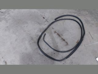 bontott FORD TRANSIT Csomagtérajtó Gumikéder