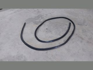 bontott FORD TRANSIT Csomagtérajtó Gumikéder