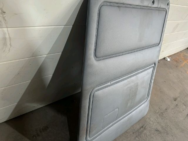 bontott FORD TRANSIT Csomagtérajtó Kárpit