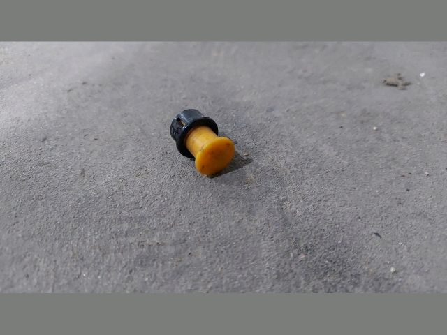 bontott FORD TRANSIT Csomagtérajtó Kilincs