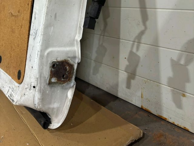 bontott FORD TRANSIT Csomagtérajtó (Üres lemez)