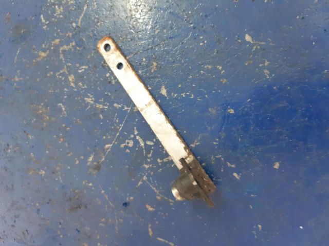 bontott FORD TRANSIT Csomagtérajtó Ütköző