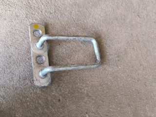 bontott FORD TRANSIT Csomagtérajtó Zárbetét