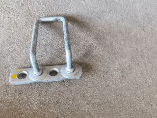 bontott FORD TRANSIT Csomagtérajtó Zárbetét