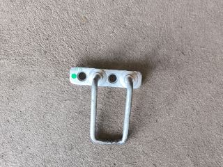 bontott FORD TRANSIT Csomagtérajtó Zárbetét