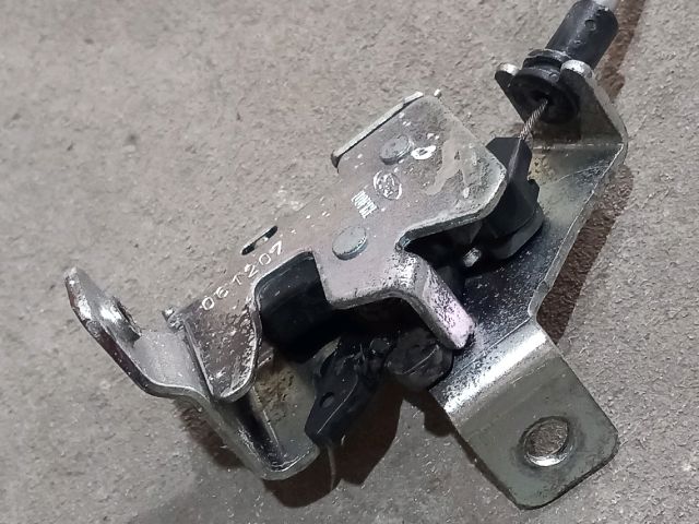 bontott FORD TRANSIT Csomagtérajtó Zárszerkezet