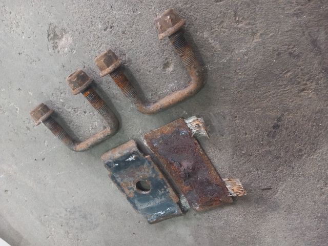 bontott FORD TRANSIT Cuppántcsavar