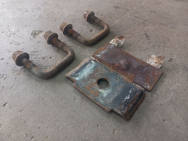 bontott FORD TRANSIT Cuppántcsavar