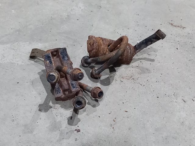 bontott FORD TRANSIT Cuppántcsavar