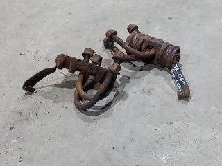 bontott FORD TRANSIT Cuppántcsavar