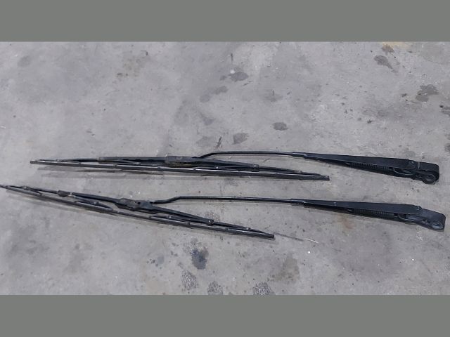 bontott FORD TRANSIT Első Ablaktörlő Kar