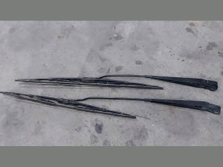 bontott FORD TRANSIT Első Ablaktörlő Kar