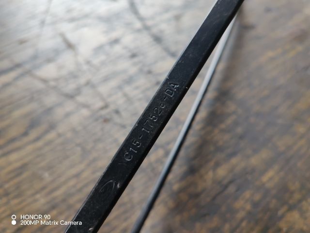 bontott FORD TRANSIT Első Ablaktörlő Kar