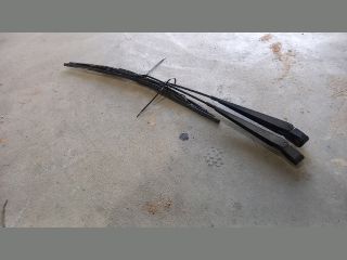 bontott FORD TRANSIT Első Ablaktörlő Kar