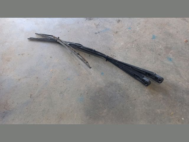 bontott FORD TRANSIT Első Ablaktörlő Kar