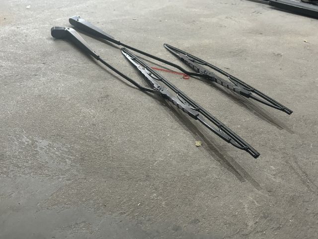 bontott FORD TRANSIT Első Ablaktörlő Kar