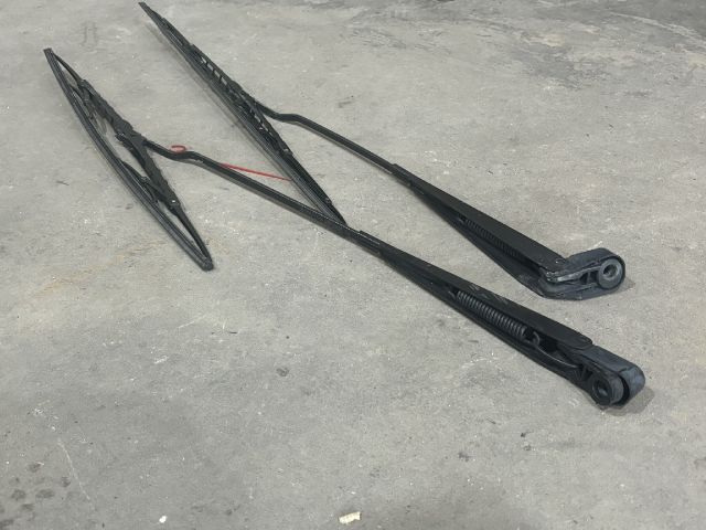 bontott FORD TRANSIT Első Ablaktörlő Kar