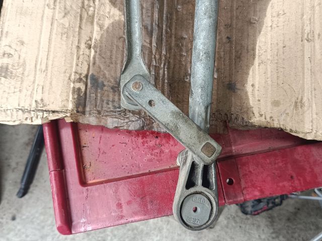 bontott FORD TRANSIT Első Ablaktörlő Motor