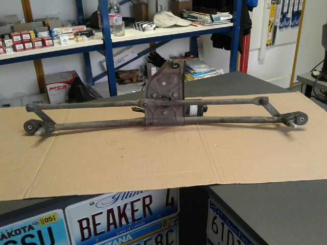 bontott FORD TRANSIT Első Ablaktörlő Szerkezet Motorral