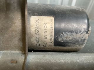 bontott FORD TRANSIT Első Ablaktörlő Szerkezet Motorral