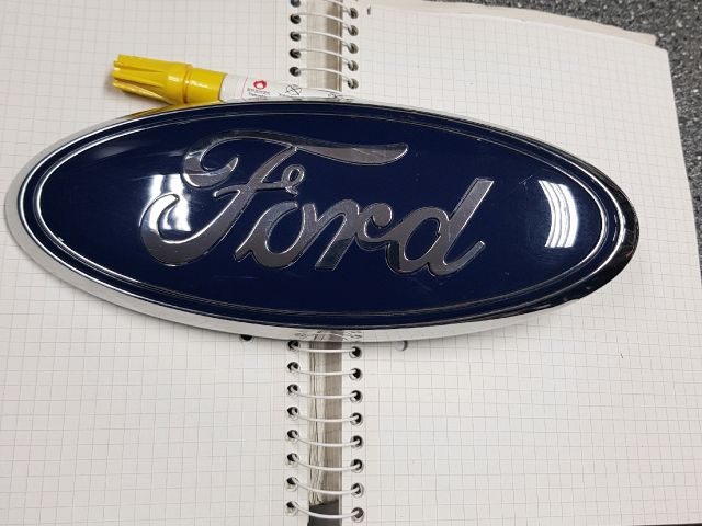 bontott FORD TRANSIT Első Embléma