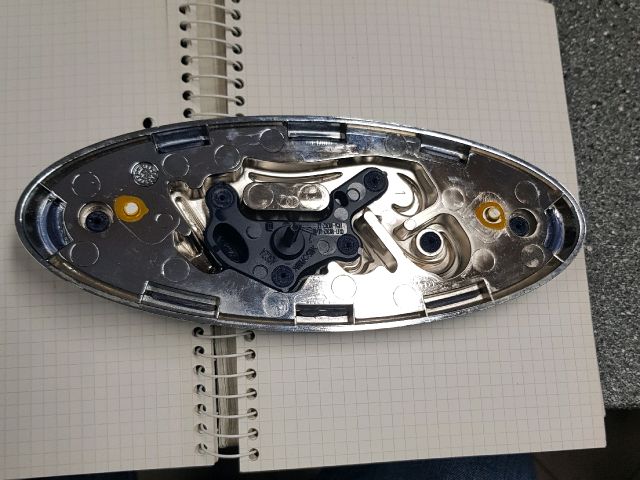 bontott FORD TRANSIT Első Embléma