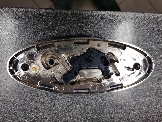 bontott FORD TRANSIT Első Embléma