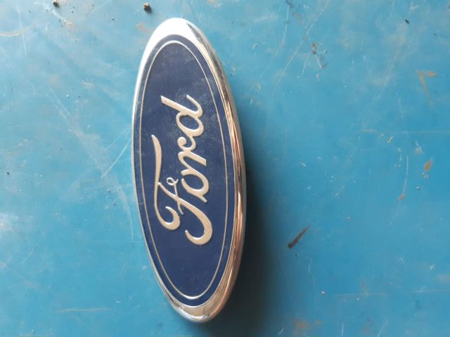 bontott FORD TRANSIT Első Embléma