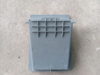 bontott FORD TRANSIT Első Hamutartó