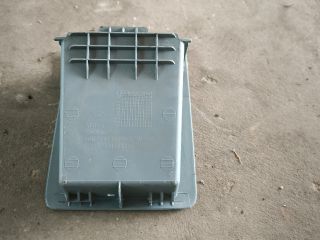 bontott FORD TRANSIT Első Hamutartó