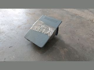 bontott FORD TRANSIT Első Hamutartó