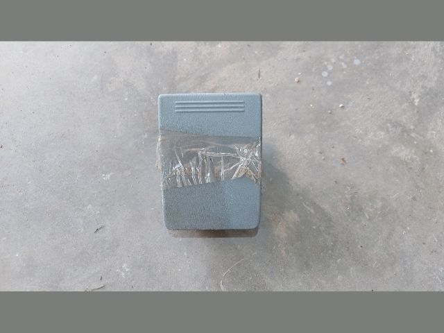 bontott FORD TRANSIT Első Hamutartó